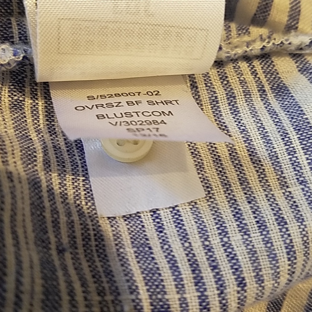 💕GAP* Shirt - Picture 8 of 8